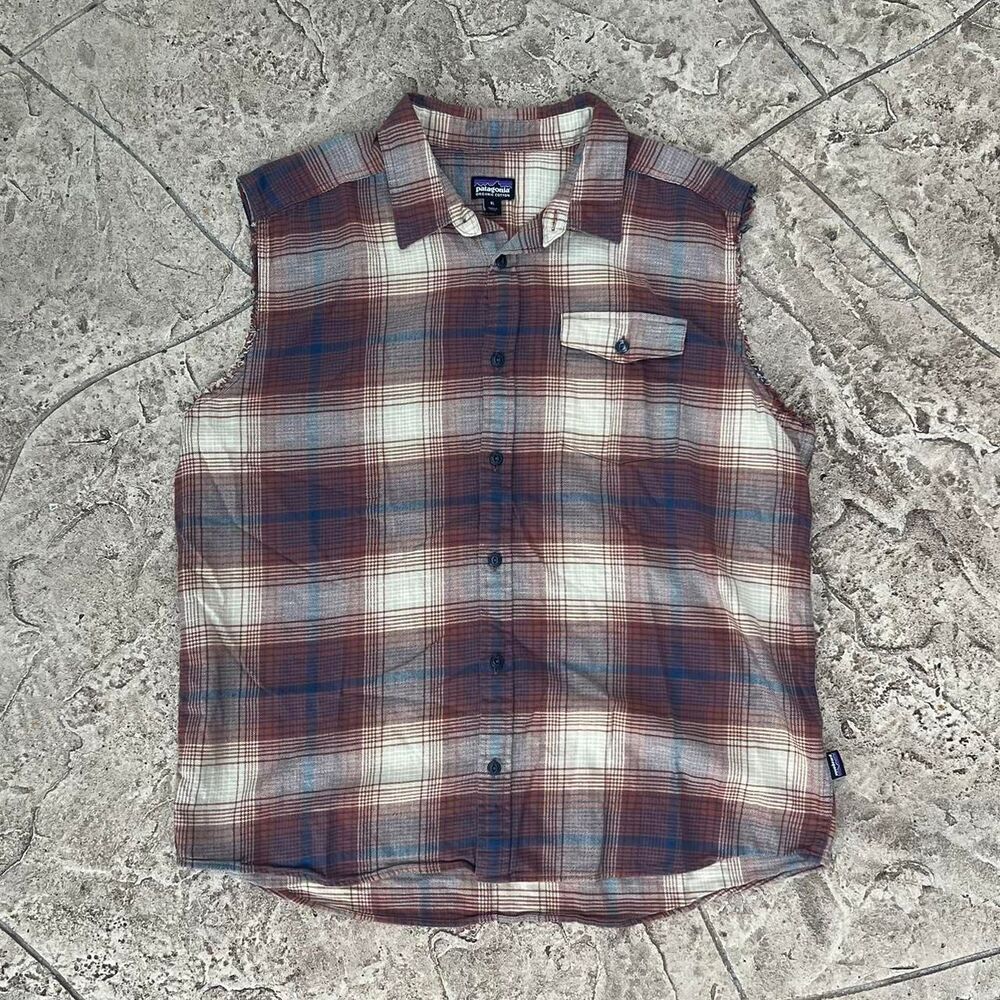 Patagonia brown and blue plaid flannel vest